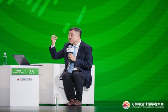 杨斌:亟需开展AI治理国际合作,不要等到“切尔诺贝利”发生