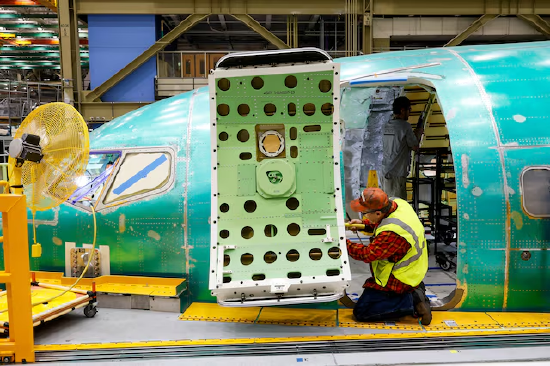 波音737 Max 10在多年延误后获FAA批准,达菲称认证流程应更快