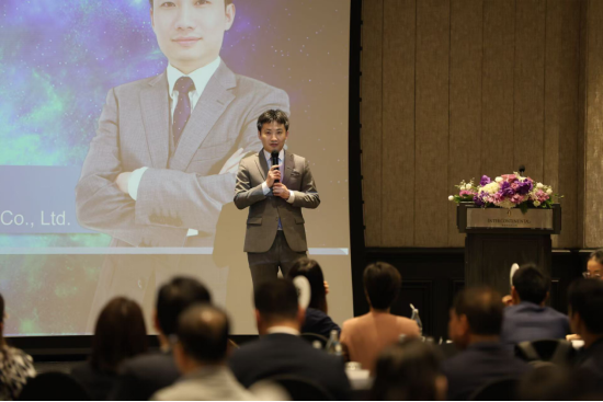 AI出海，“E”马当先！华宝基金携手合作伙伴在泰国协办中国AI投资研讨会
